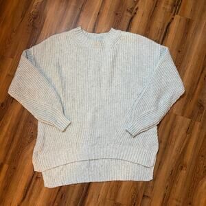 American Eagle Light‎ Blue Sweater Size M
